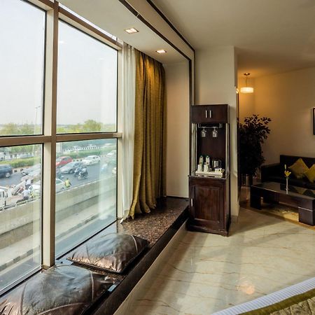 Hotel Shanti Palace Mahipalpur New Delhi Luaran gambar