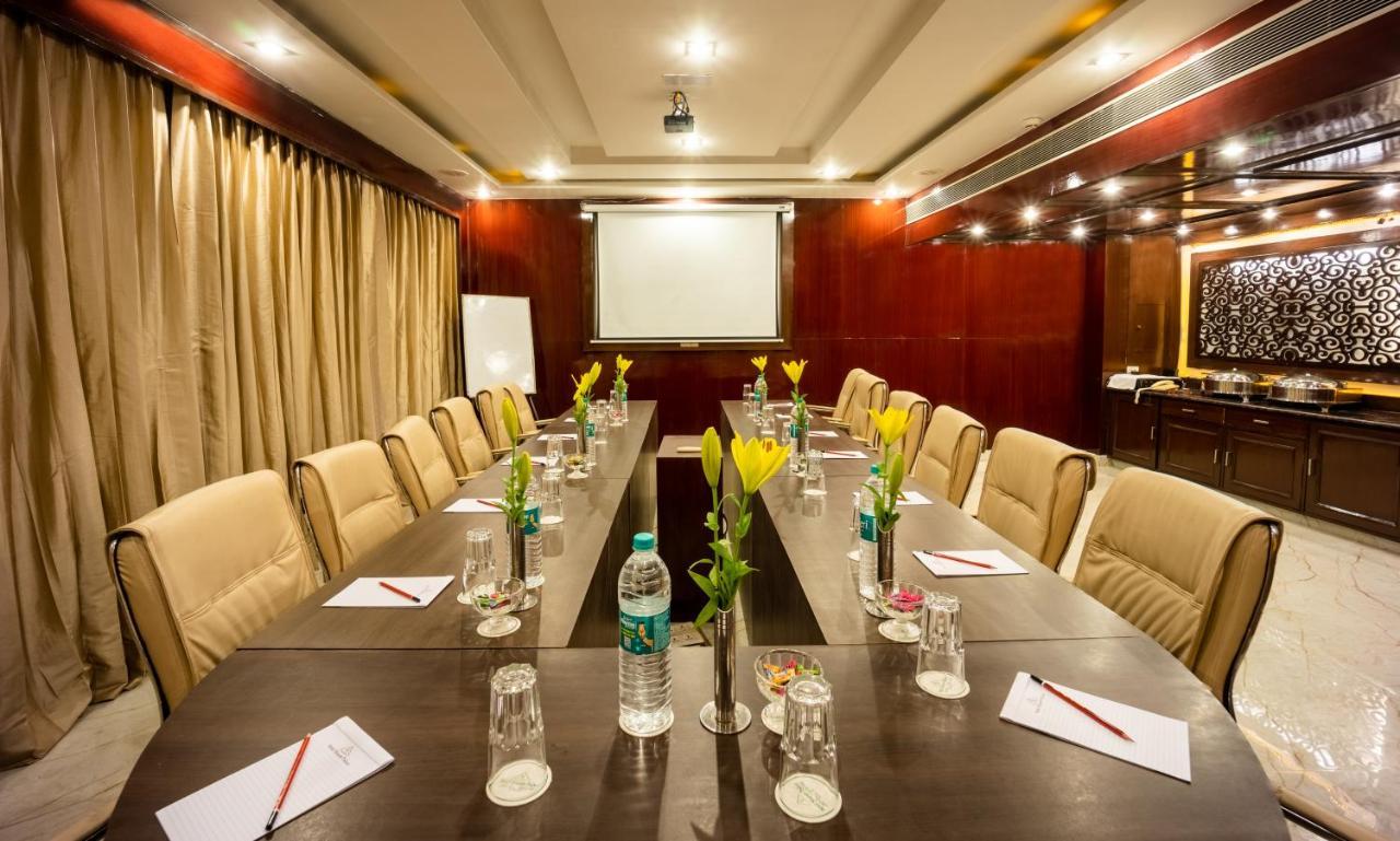 Hotel Shanti Palace Mahipalpur New Delhi Luaran gambar