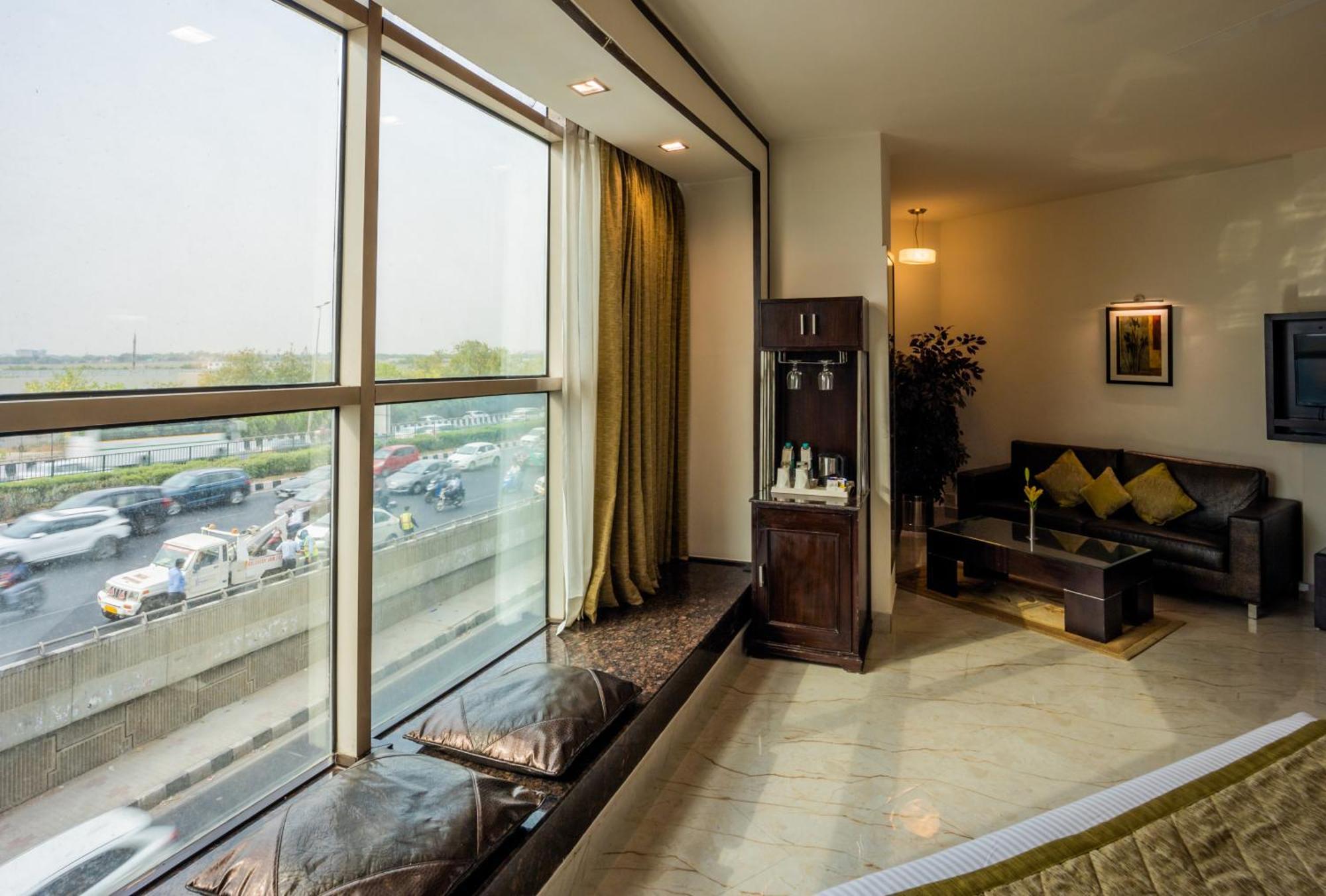 Hotel Shanti Palace Mahipalpur New Delhi Luaran gambar
