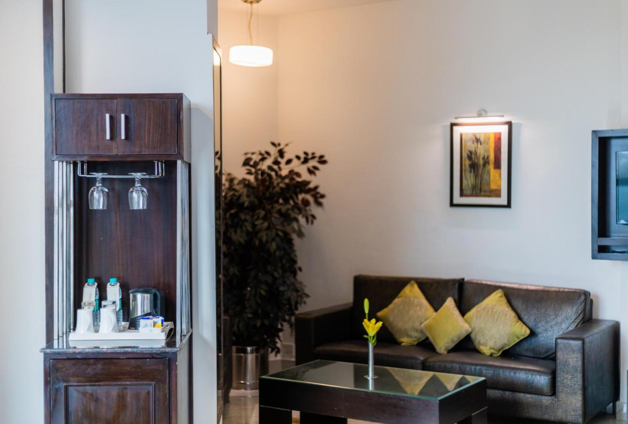Hotel Shanti Palace Mahipalpur New Delhi Luaran gambar