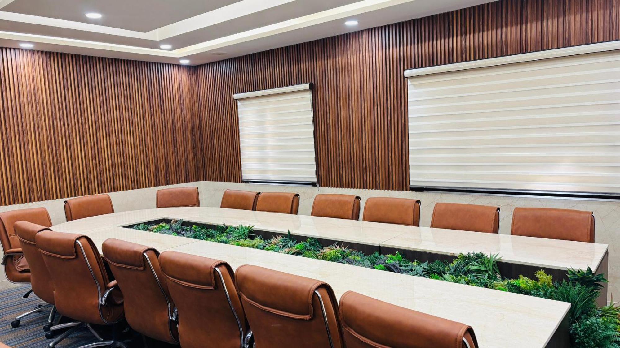 Hotel Shanti Palace Mahipalpur New Delhi Luaran gambar