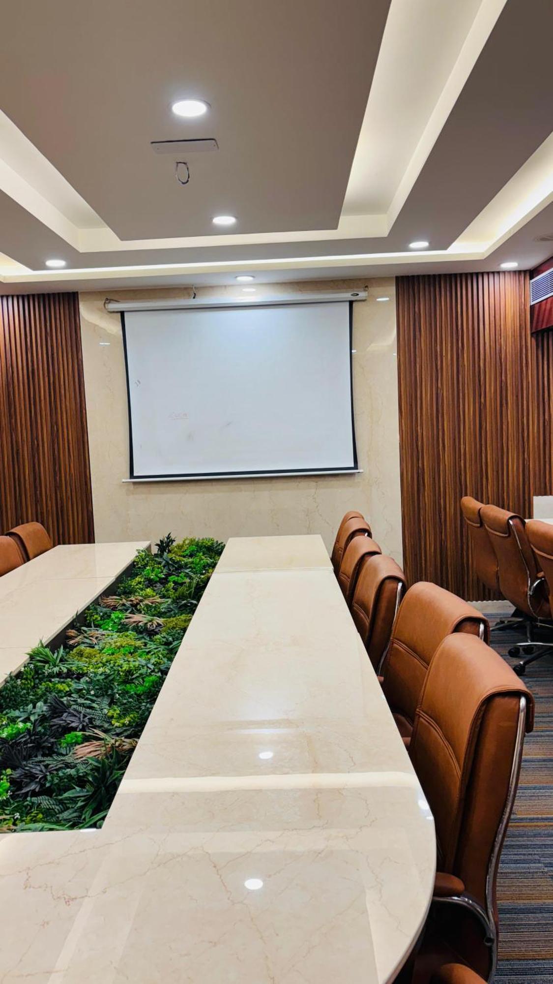 Hotel Shanti Palace Mahipalpur New Delhi Luaran gambar