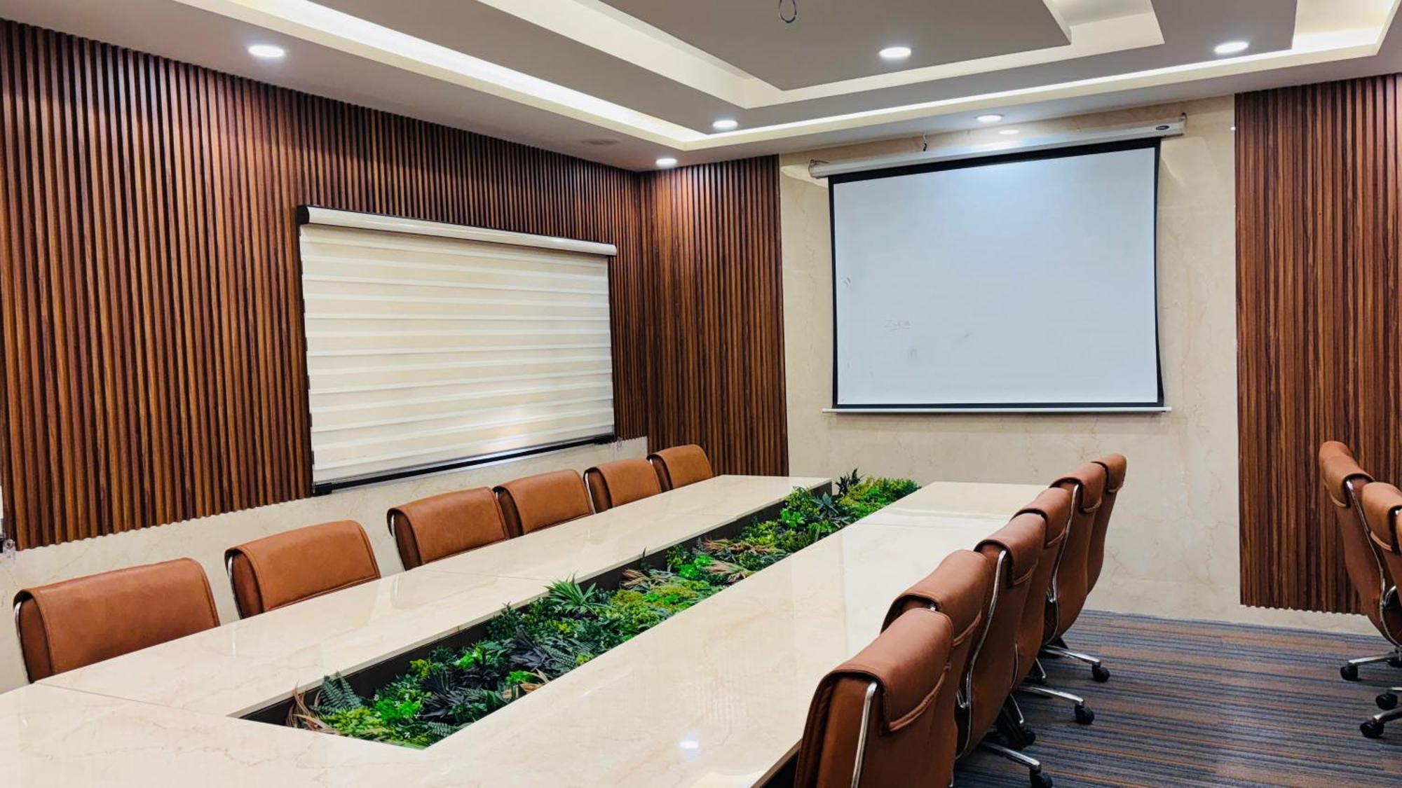 Hotel Shanti Palace Mahipalpur New Delhi Luaran gambar